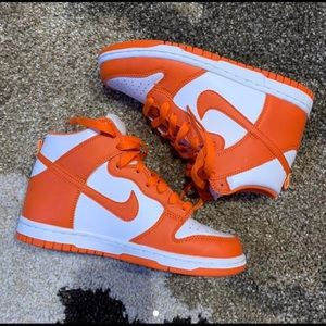 Grade School Syracuse Dunks Size 4.5y